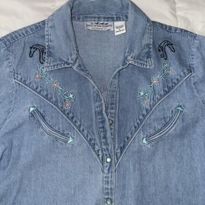 Back In The Saddle Women's Denim Pearl Snap Western Shirt Floral Embroidered L